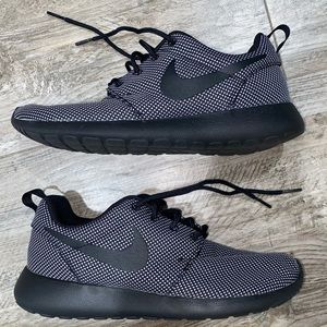 Nike Roshe Shoes